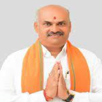 Hullalli K. Suresh