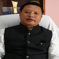 Kumsi . Sidisow