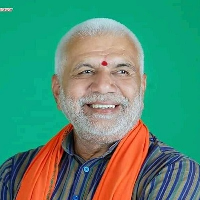 Mohan    Sharma