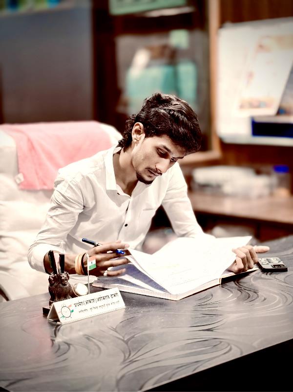 Aakash Ashok Dhakne